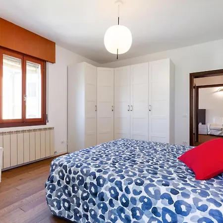 Guesthost - Venice Lido Wonderful With Terrace Апартаменти *
