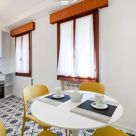 Апартаменти Guesthost - Venice Lido Wonderful With Terrace Lido di Venezia