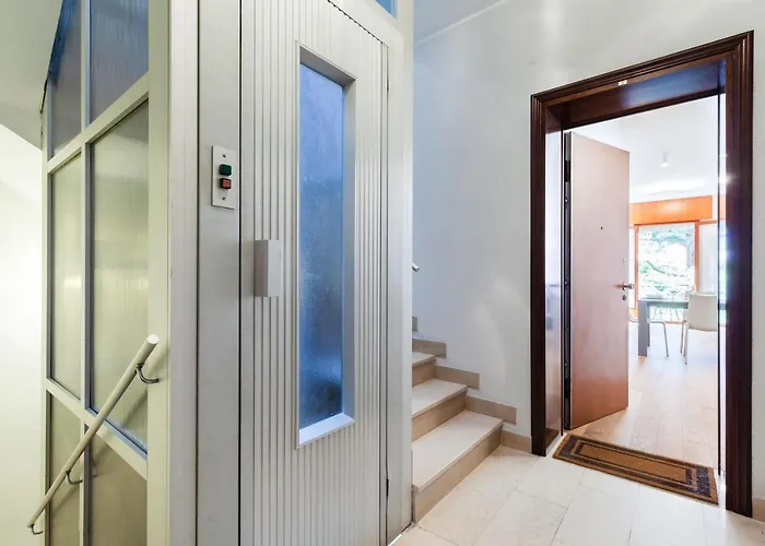 Guesthost - Venice Lido Wonderful With Terrace Apartamento Lido di Venezia